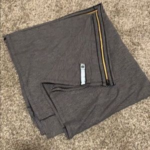Lululemon scarf
